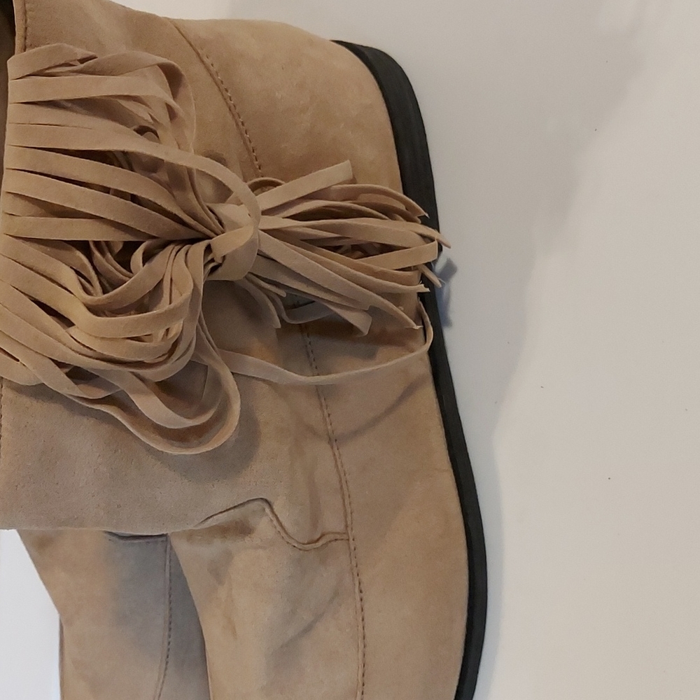 Rue21 Boots Size 8/9 - Picture 3 of 6